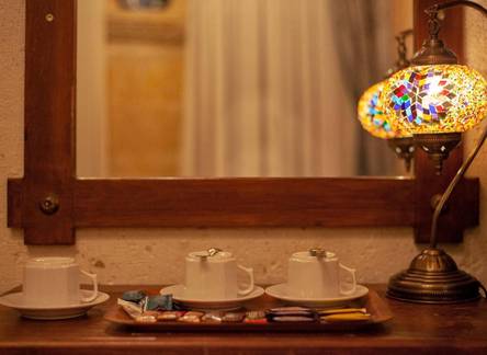 Отель Gultekin Pansiyon & Hotel By Travellers 