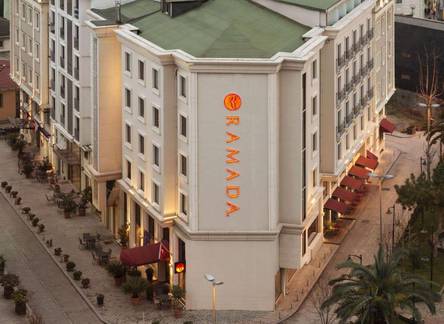Отель Ramada Istanbul Grand Bazaar