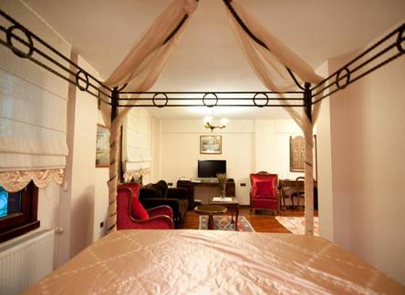 Отель Villa Sphendone Suite Hotel