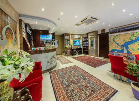 Отель The Magnaura Palace Hotel