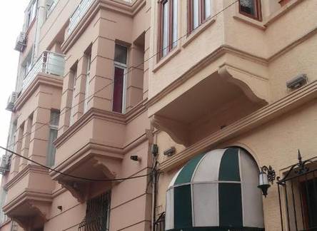 Отель Tom Square Boutique Hotel