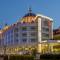 Отель Dream World Resort & Spa