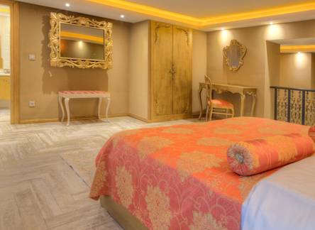 Отель ArtDeco Istanbul Suites