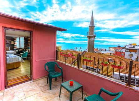 Отель Tashkonak Studio Suites