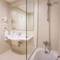Отель AlQasr Metropole Hotel