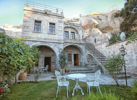 Отель Traveller's Cave Hotel