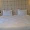 Отель The Constantine Hotel