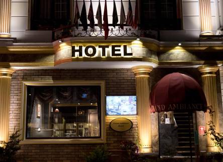 Отель Grand Ambiance Hotel