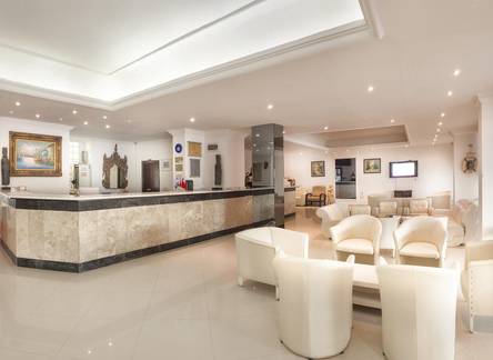 Отель Temple Beach Hotel