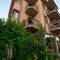 Отель Golden Moon Hotel