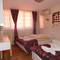 Отель Tulip Guesthouse