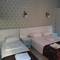 Отель Tulip Guesthouse