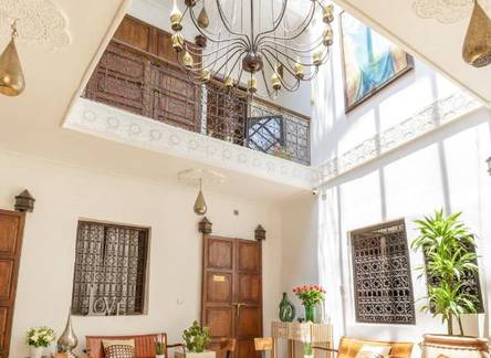 Отель Riad Dar Khmissa