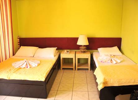 Отель Sun Kiss Hotel