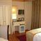 Отель Maywood Hotel