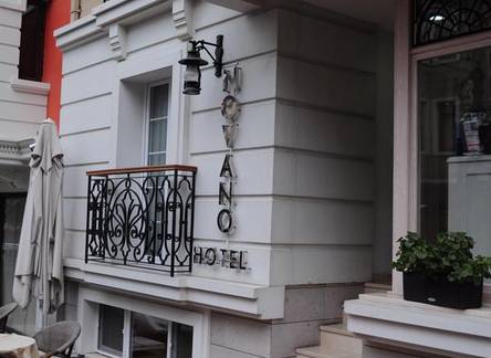 Отель Hotel Novano