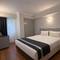 Отель Peak Star Otel
