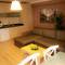 Отель Akin Suites