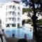 Отель Hotel Yeni
