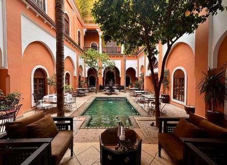 Отель Riad Amina