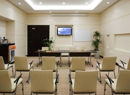 Отель Ibis Amman