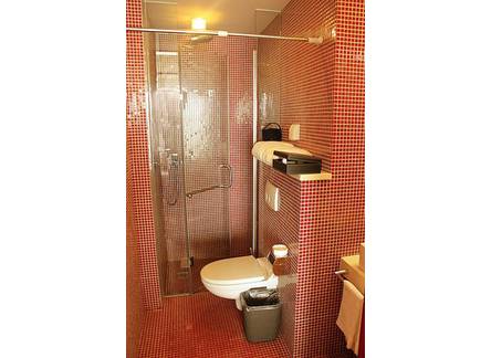 Отель Qingdao Sweetome Vacation Rentals (Tiantai Finance Square) 