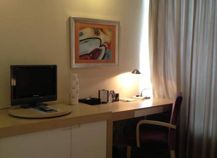 Отель Ariva Qingdao Hotel & Serviced Apartment 