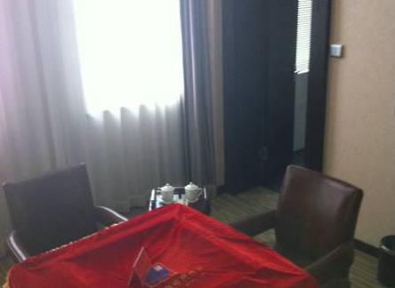 Отель Qingdao Shangcheng Mingliu Holiday Hotel 
