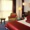 Отель Golden Jade Sunshine Hotel