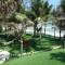 Отель Villa Del Sol Beach Resort & Spa