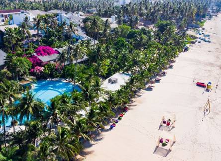 Отель Hoang Ngoc Beach Resort