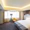 Отель Grand Mercure Shanghai Hongqiao