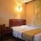 Отель Qianmen Courtyard Hotel