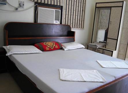 Отель Sai Home Stay Bed & Breakfast 