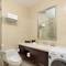 Отель Doubletree By Hilton Shanghai Jing'An