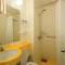 Отель Sweet Space Hotel Qingdao 