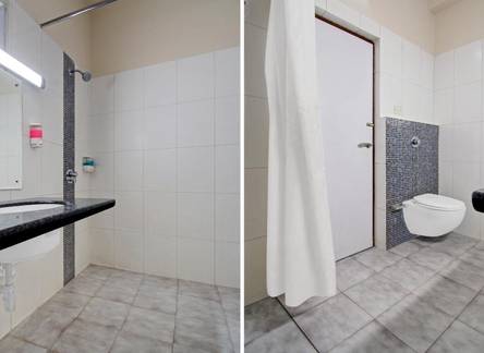 Отель Hotel Maharaja Residency 