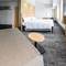 Отель E Hotel Higashi Shinjuku