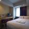 Отель E Hotel Higashi Shinjuku
