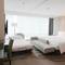 Отель Pullman Shanghai Skyway Hotel