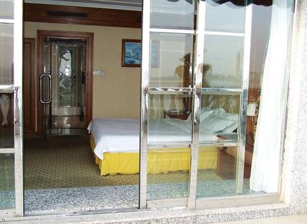 Отель Qingdao Santiago Hotel 