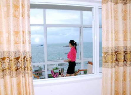 Отель Ha Long Hotel Vung Tau 