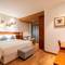 Отель A&EM Art Hotel