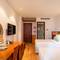 Отель A&EM Art Hotel