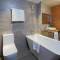 Отель A&EM Art Hotel