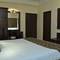 Отель Mapple Empire Regency 