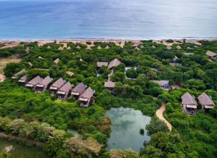 Отель Jungle Beach by Uga Escapes