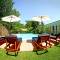 Отель Beach Grove Villas
