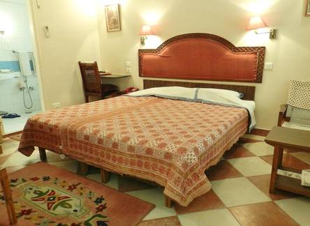 Отель Hotel Arya Niwas 