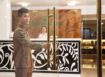 Отель Serenity Villa Hotel